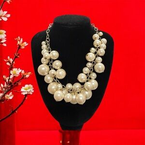 Elegant Pearl Necklace